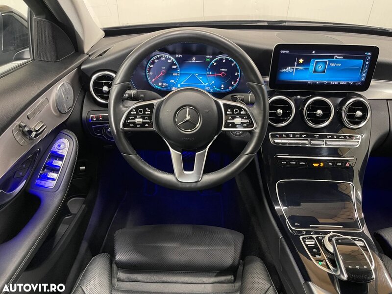 Mercedes-Benz C 220