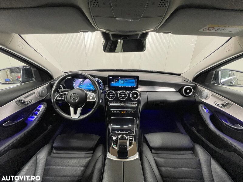Mercedes-Benz C 220